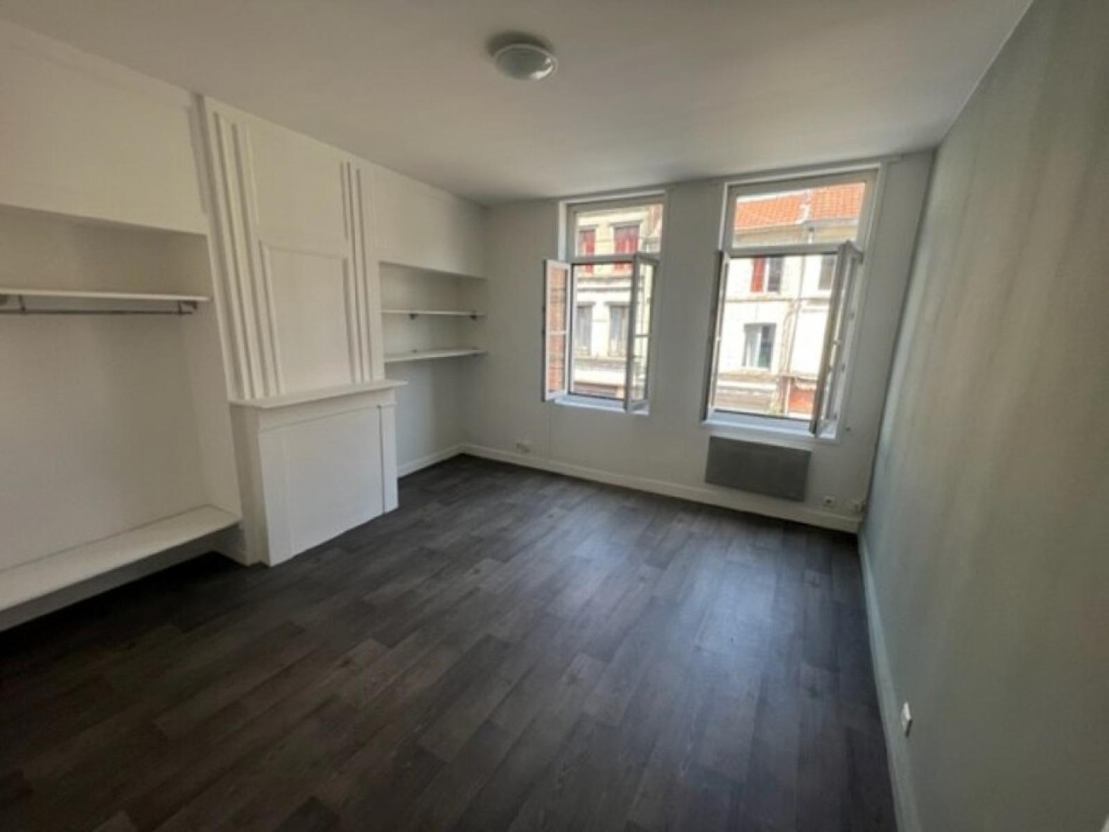 Vente - APPARTEMENT - - T3 LILLE / SAINT MICHEL - superficie 58m² - référence 5605