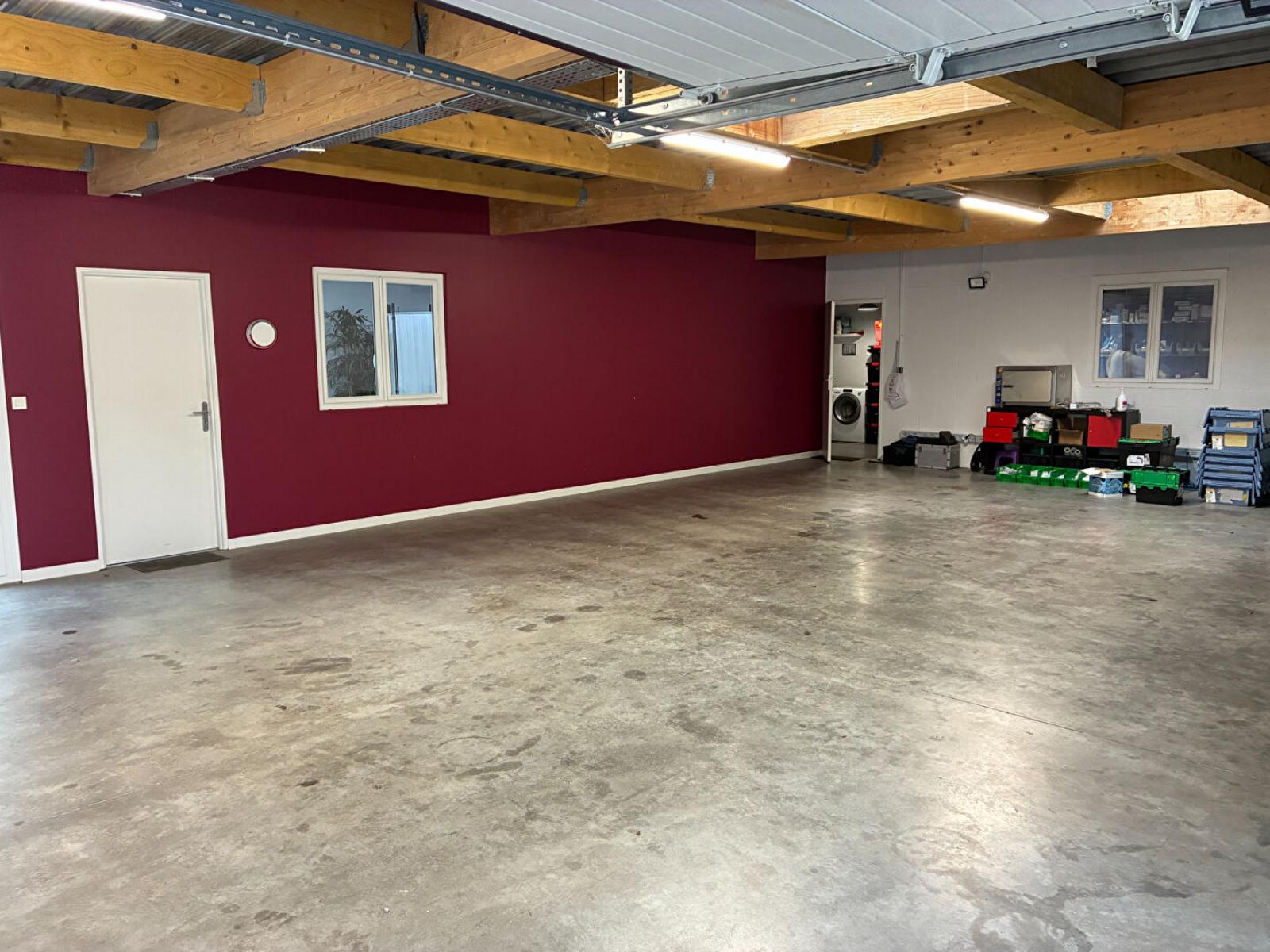 A vendre Local professionnel a MARQUETTE LEZ LILLE ref. 1398