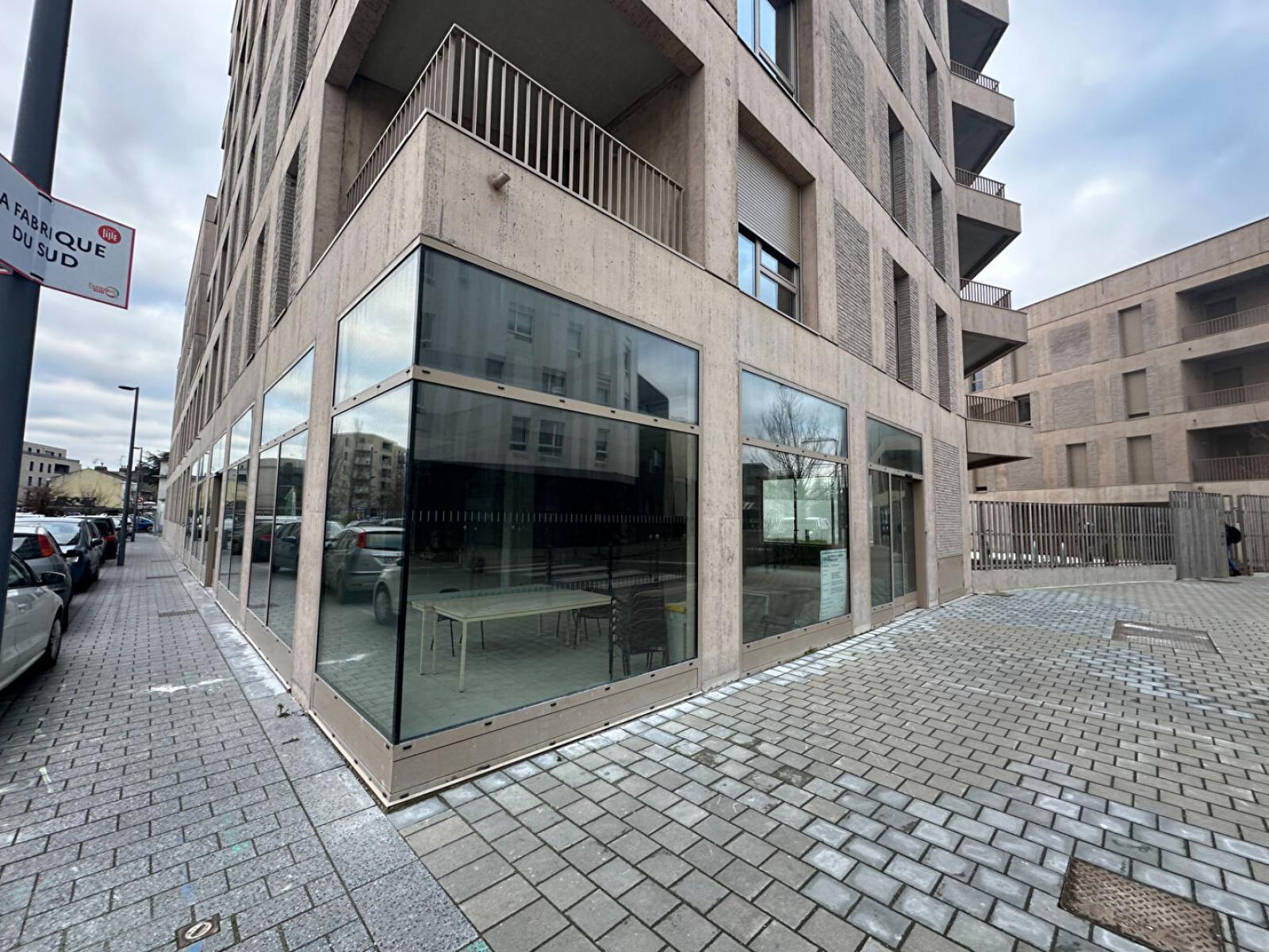 A louer Local a LILLE ref. 1521