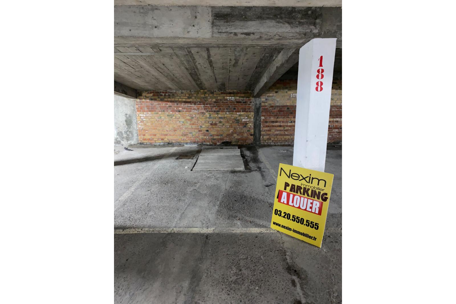A louer Parking a LILLE ref. 460-002