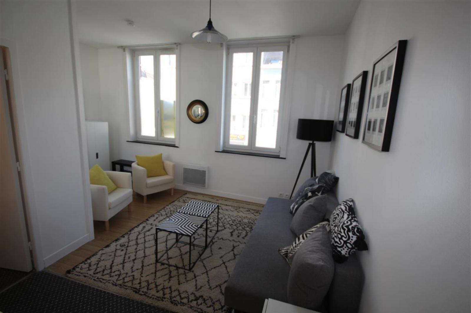 A louer T1 a LILLE ref. 5910