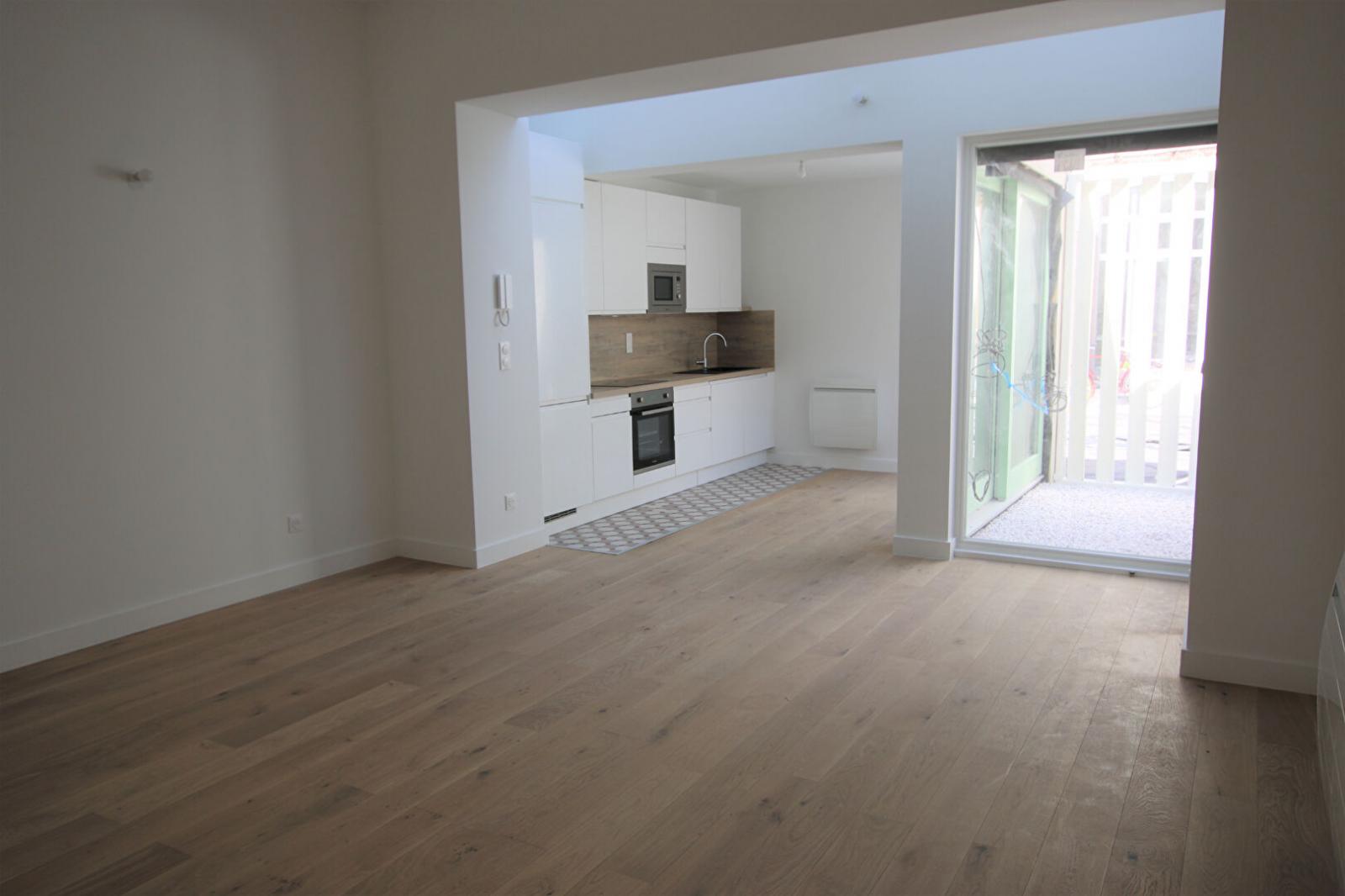 A louer T1 a LILLE ref. 749-001