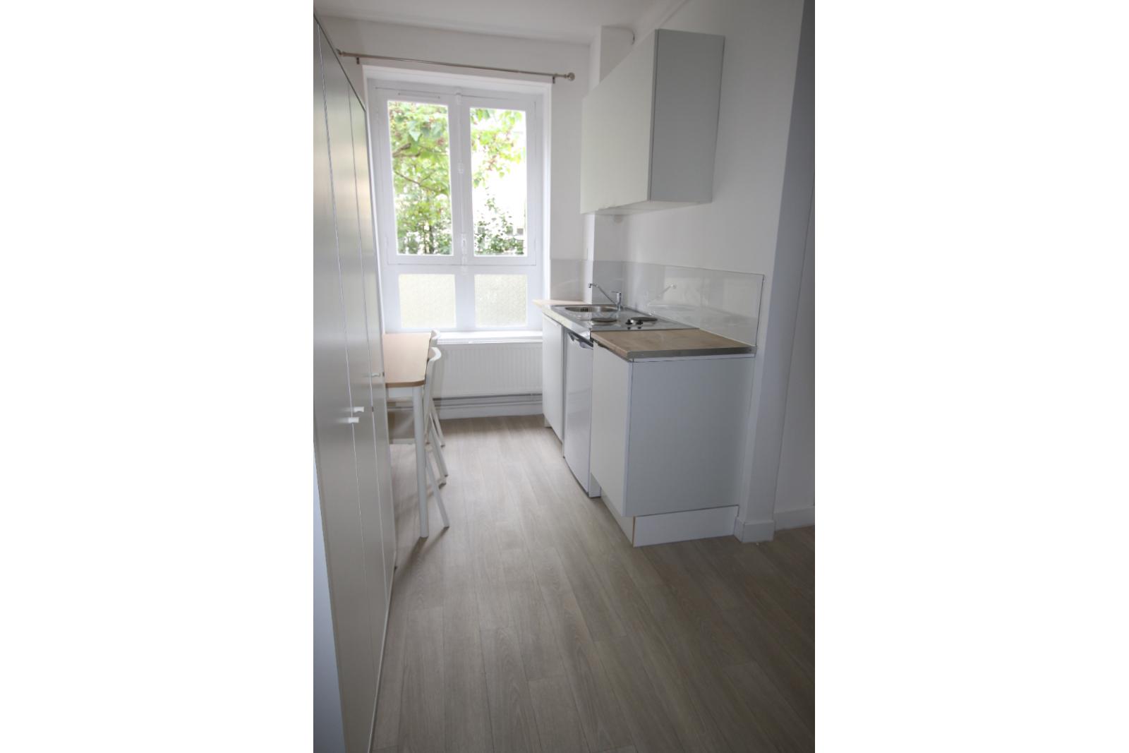 A louer T1 a Lille ref. 753-003