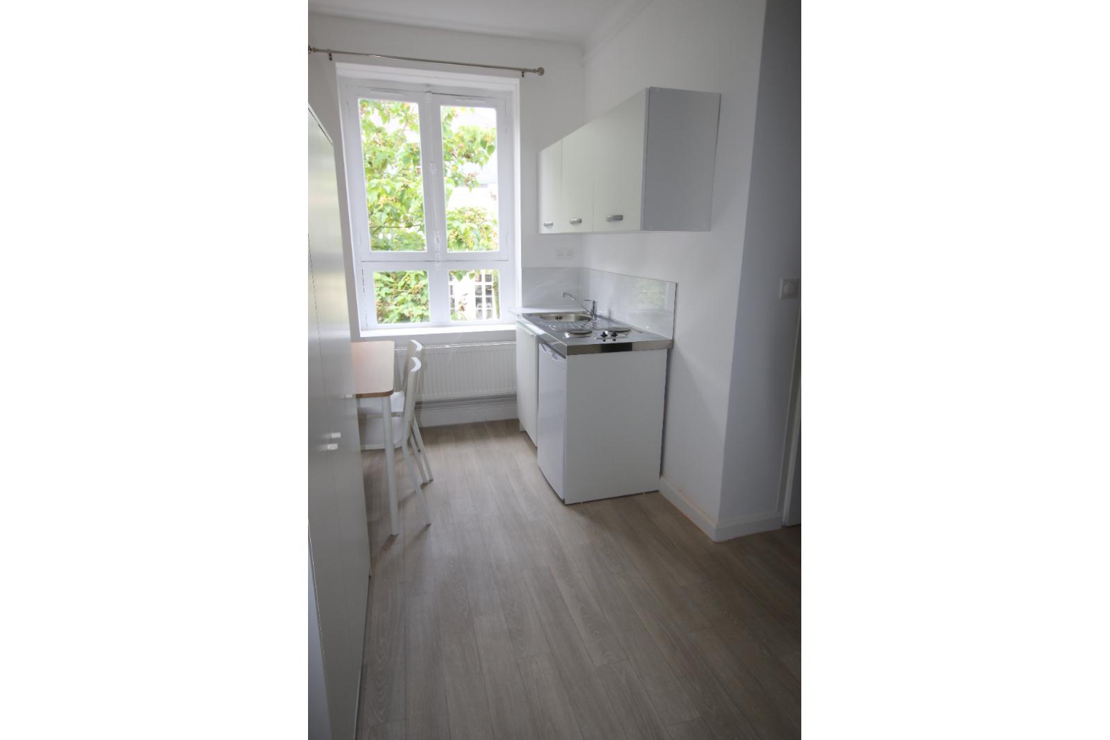 A louer T1 a Lille ref. 753-007
