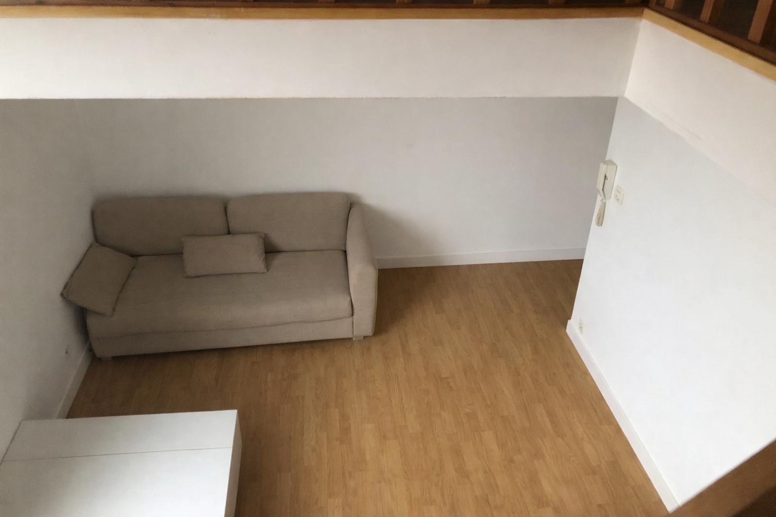 A louer T1 a LILLE ref. 842-001