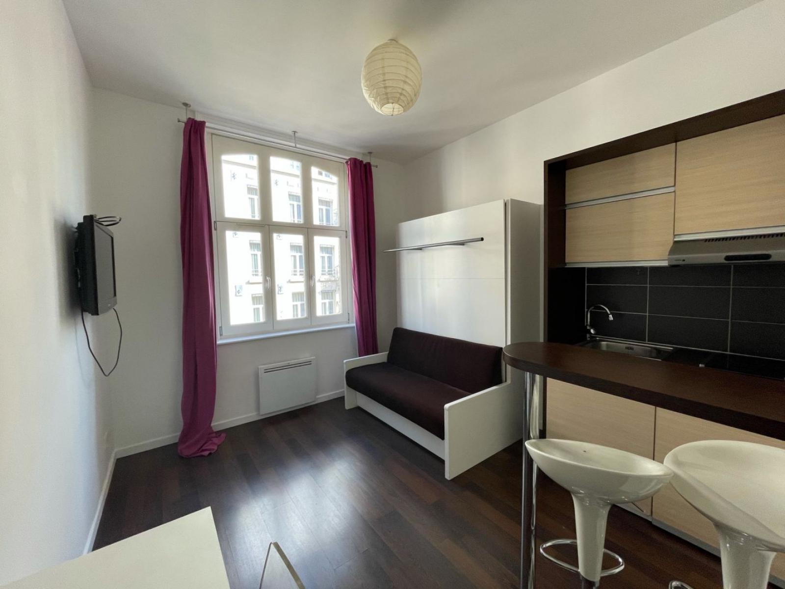 A louer T1 a LILLE ref. G198-02