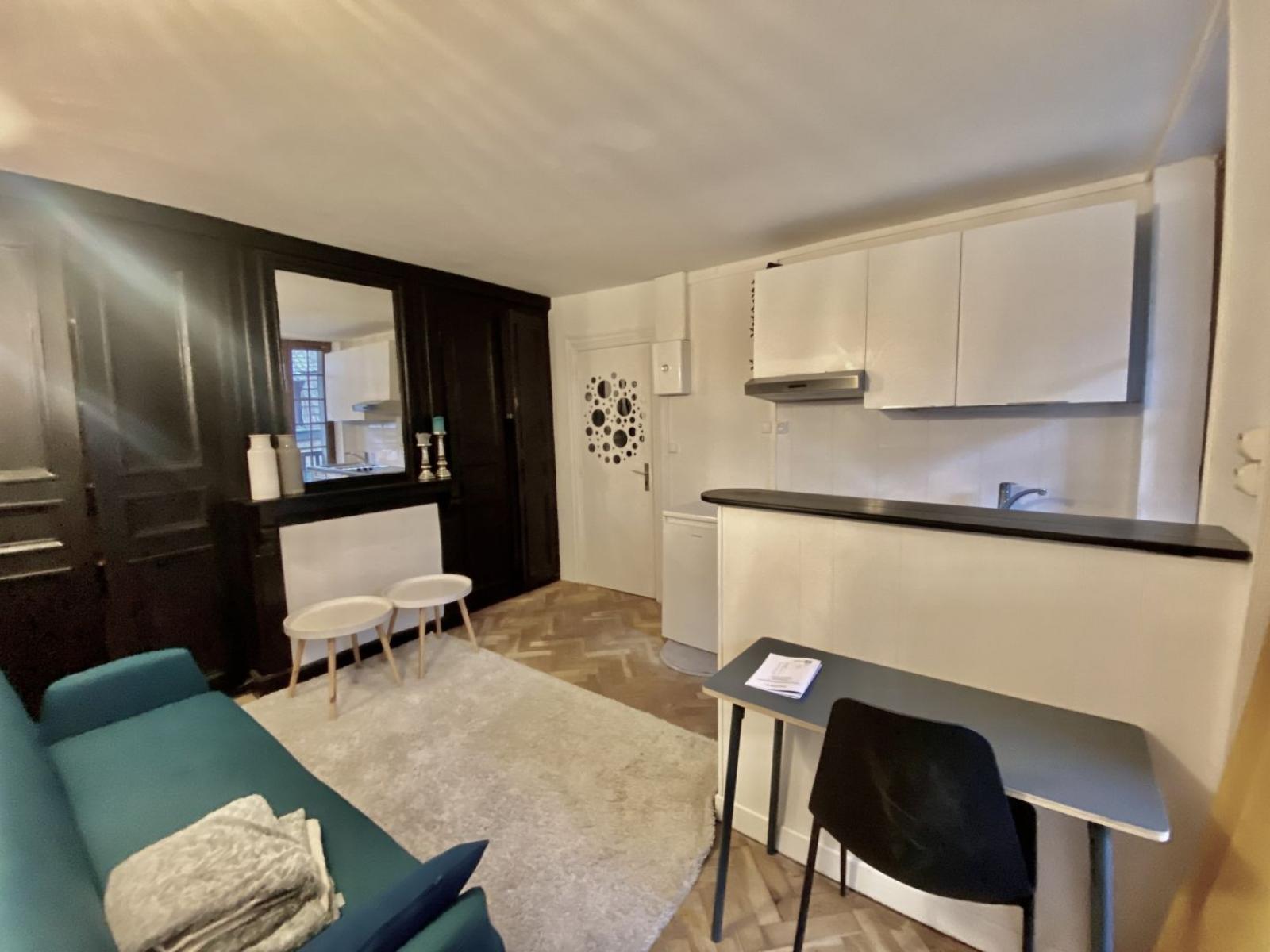 A louer T1 a LILLE ref. G255