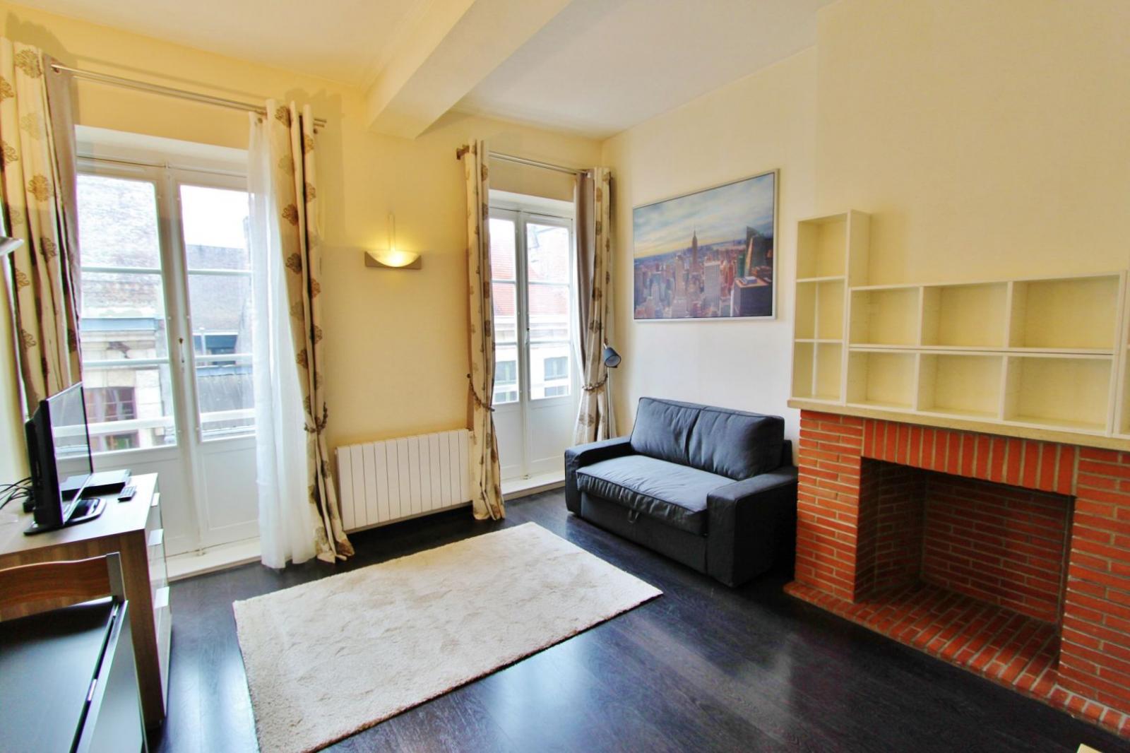 A louer T1 a LILLE ref. G380-4