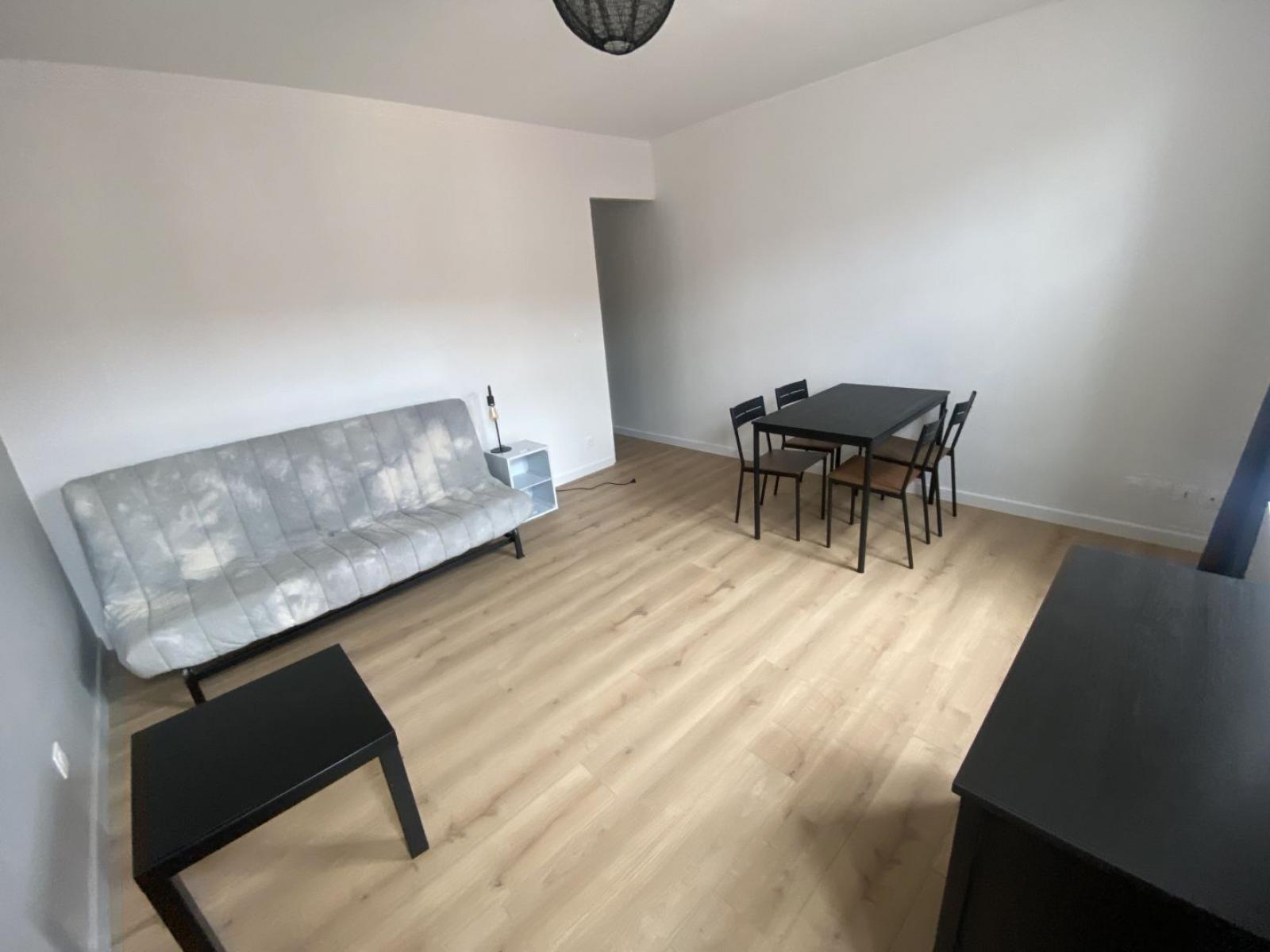 A louer T1 a LILLE ref. G541-3