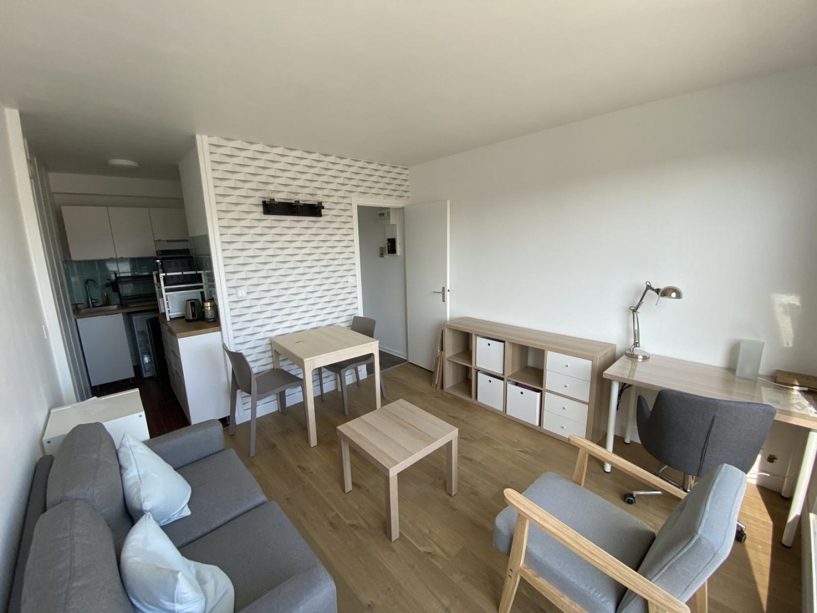 A louer T1 a LILLE ref. G580-27