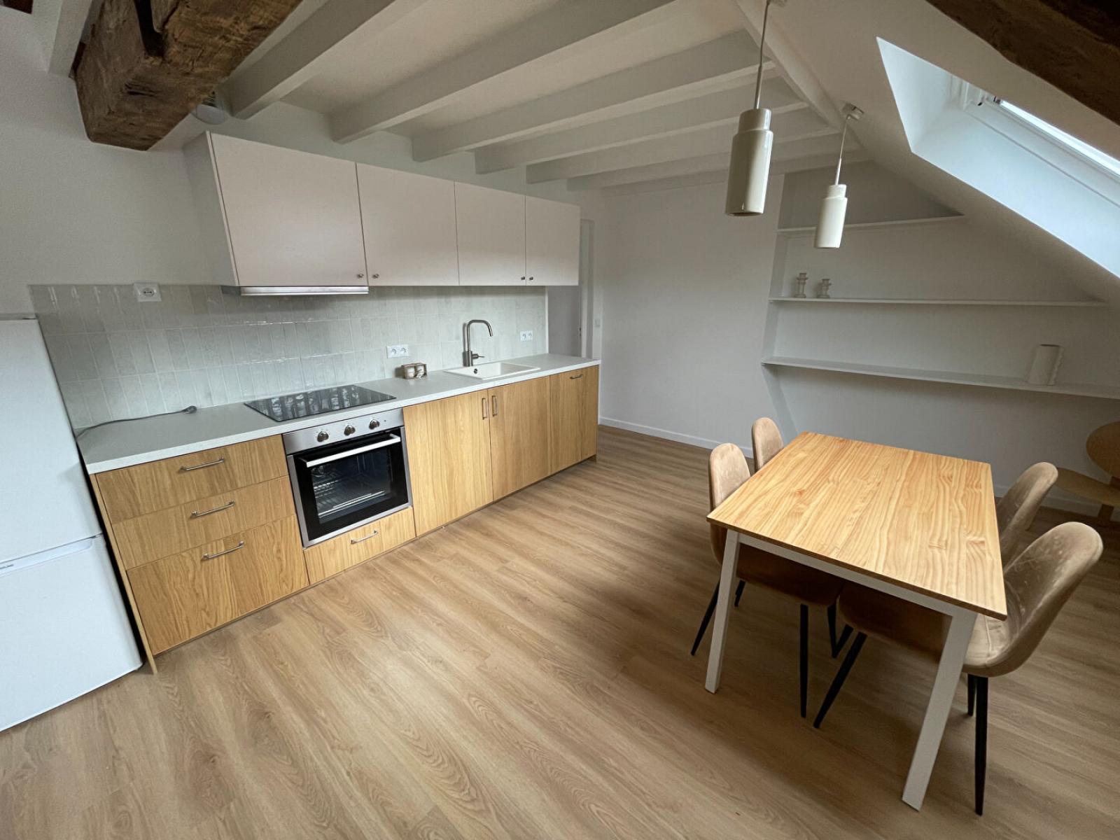 A louer T2 a LILLE ref. 1555-1