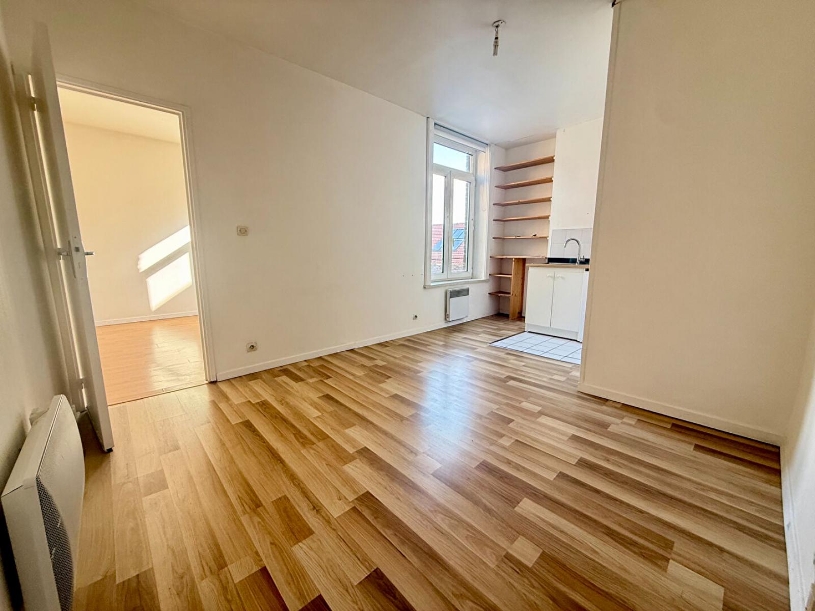 A vendre T2 a LILLE ref. 2040