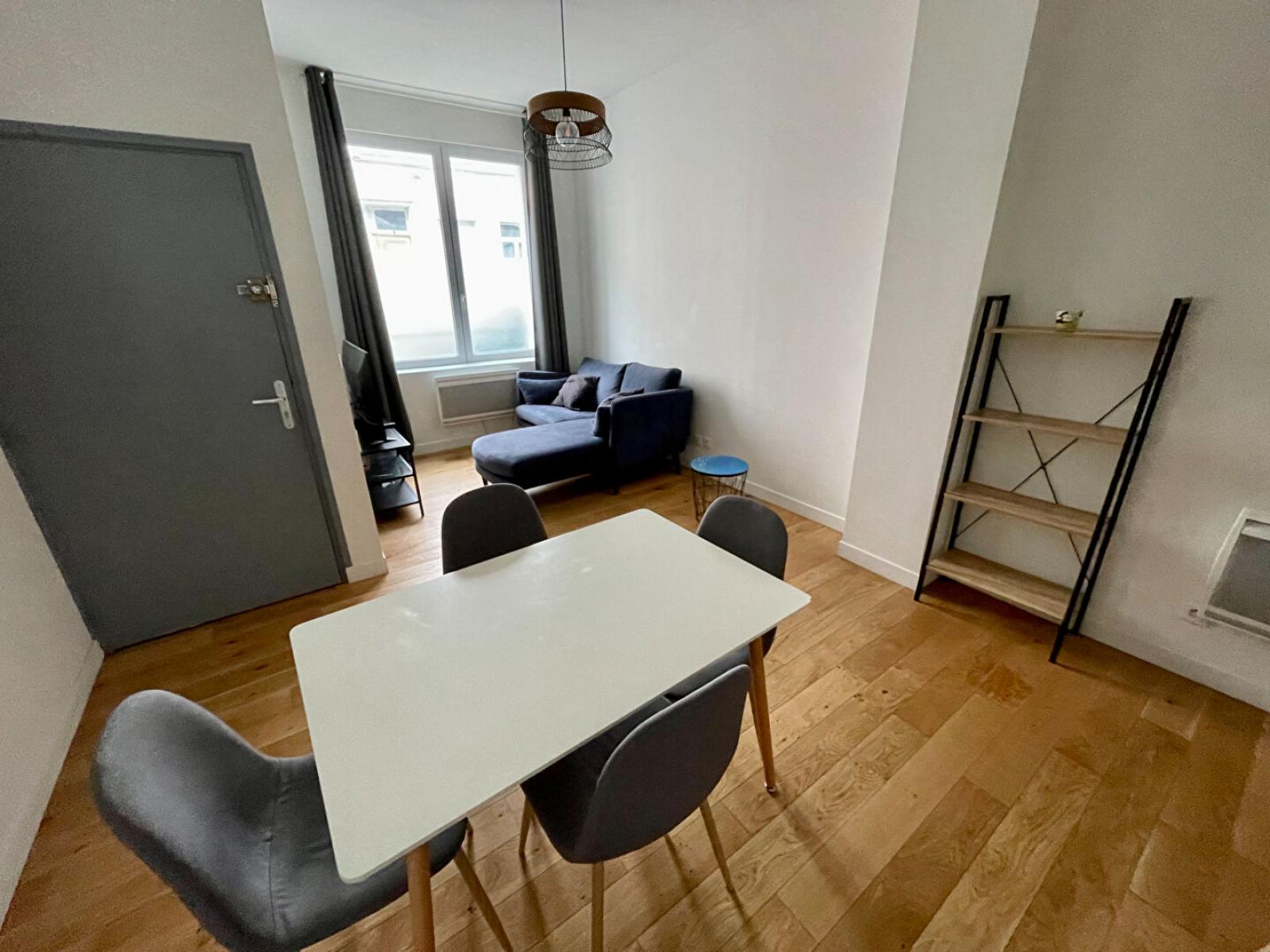 A vendre T2 a LILLE ref. 4231