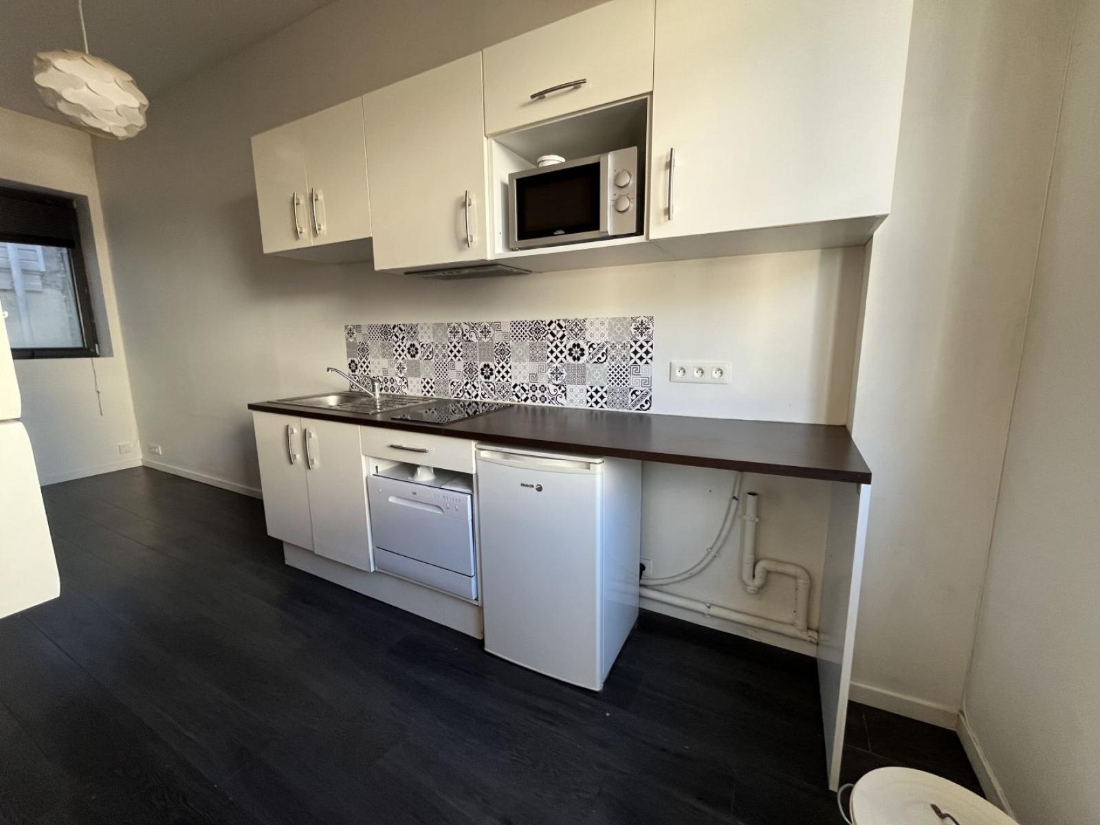 A louer T2 a LILLE ref. 5795