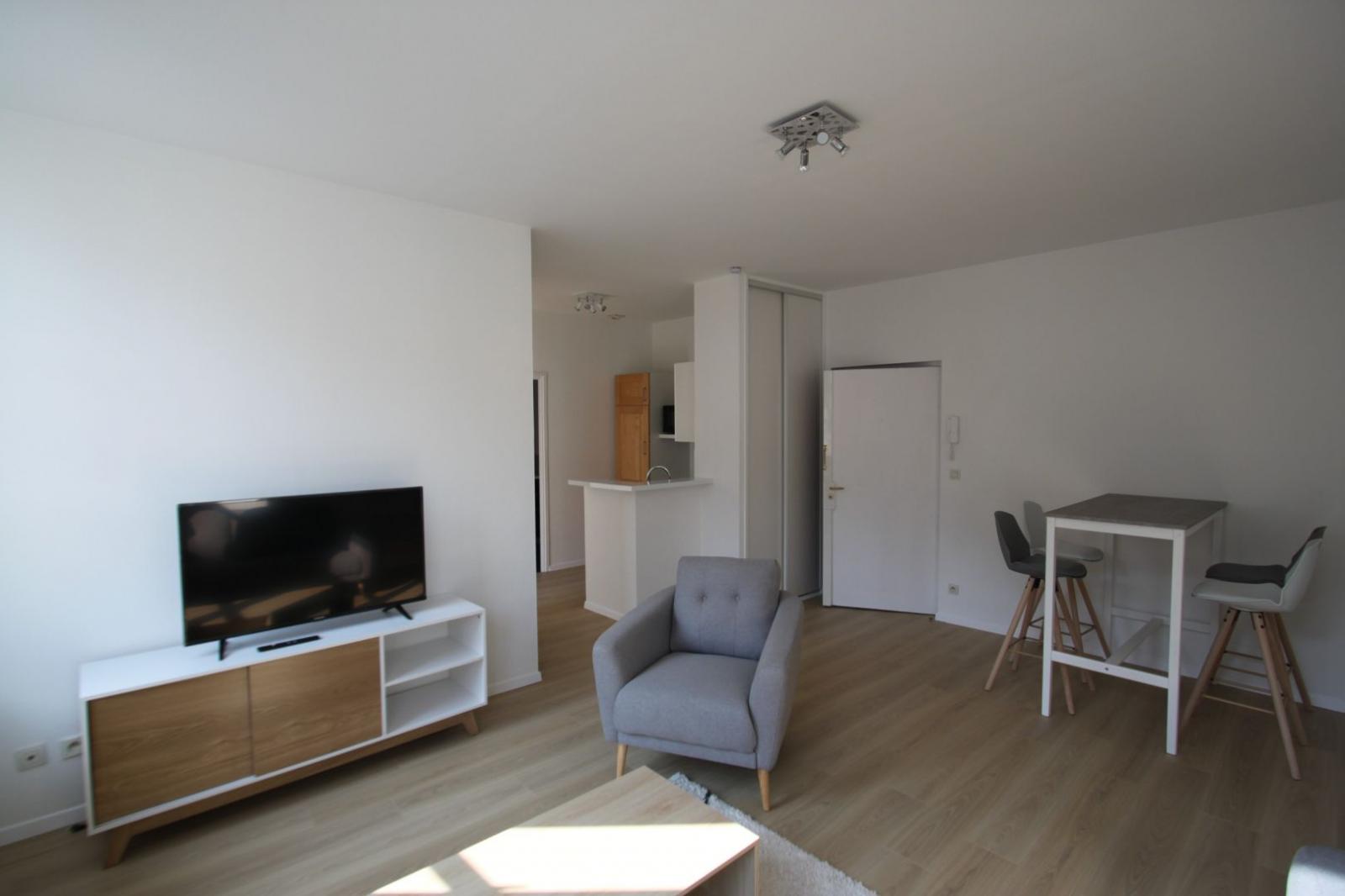 A louer T2 a LILLE ref. G379-2