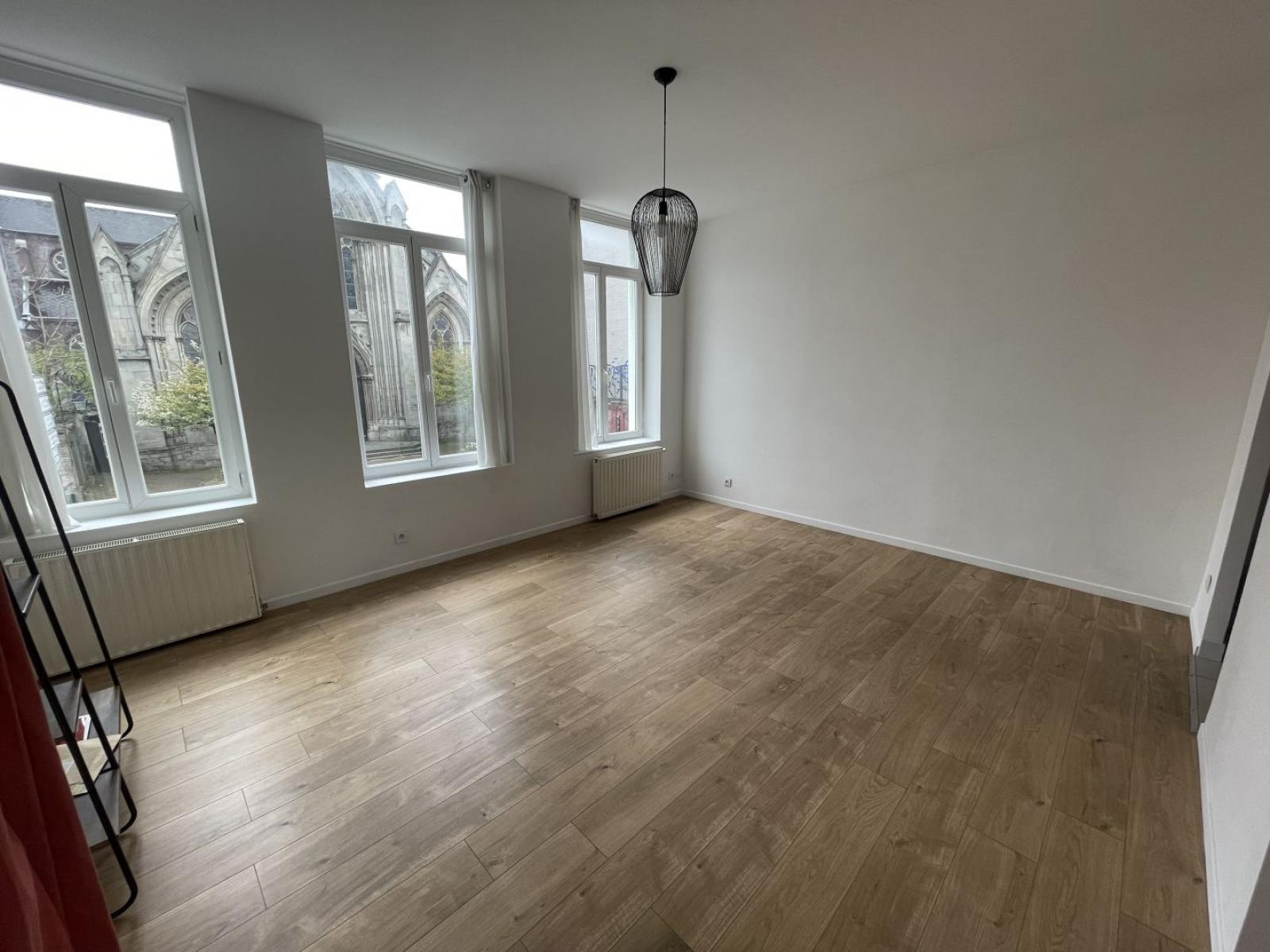 A louer T2 a LILLE ref. G624-1