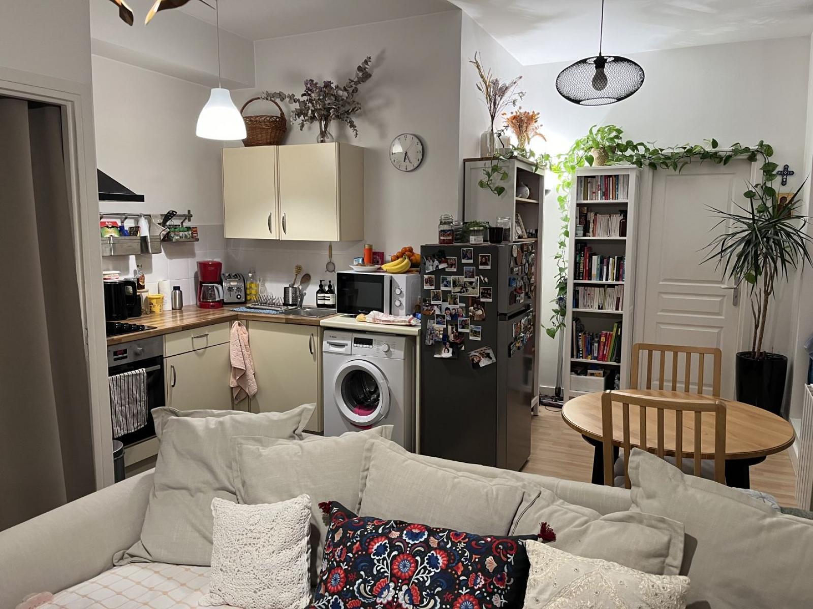 A louer T2 a LILLE ref. LG8544