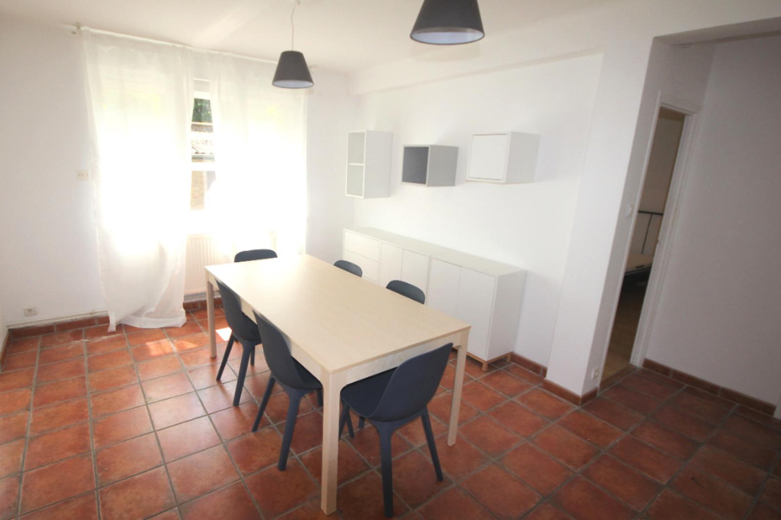 A louer T3 a LILLE ref. 00486-000