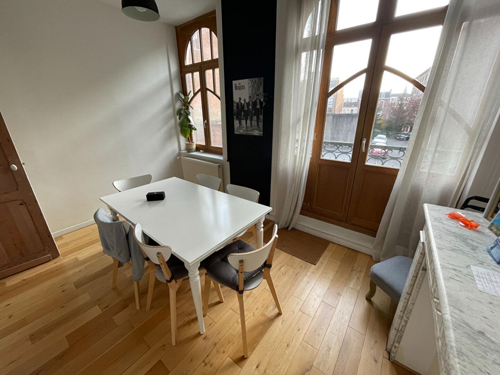 A louer T3 a LILLE ref. 1557-1