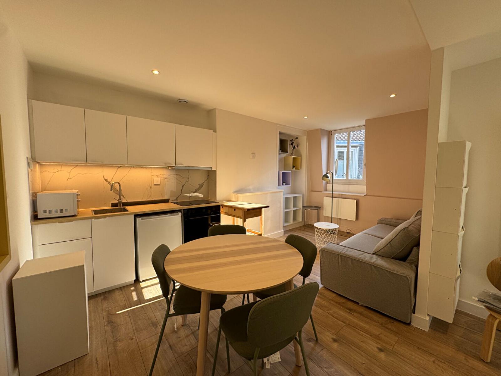 A vendre T3 a LILLE ref. 1651