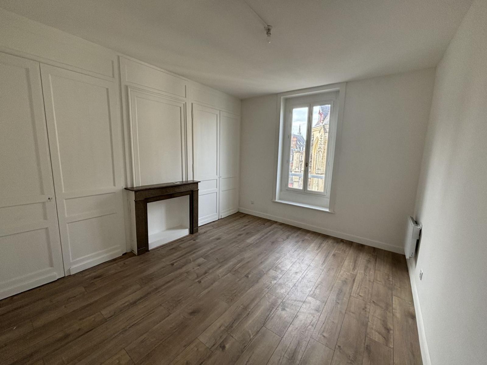 A louer T3 a LILLE ref. G596