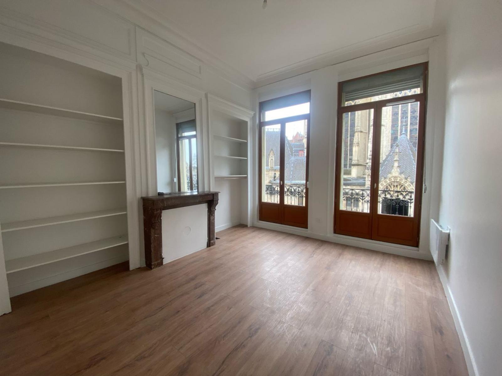 A louer T3 a LILLE ref. G596-1