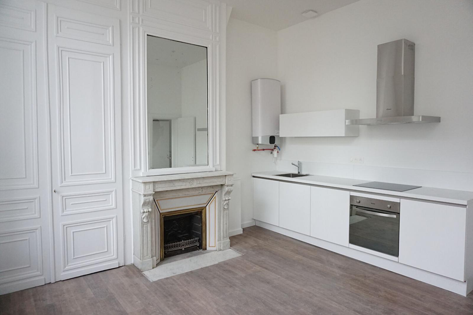 A louer T4 a LILLE ref. G346-291