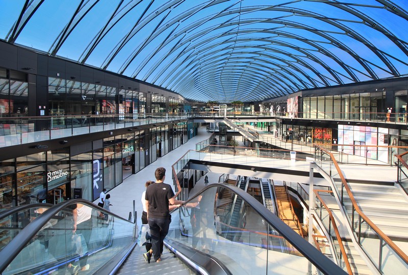 Location de commerces à Lille en 2026 : prix, quartiers et conseils pour réussir votre implantation
